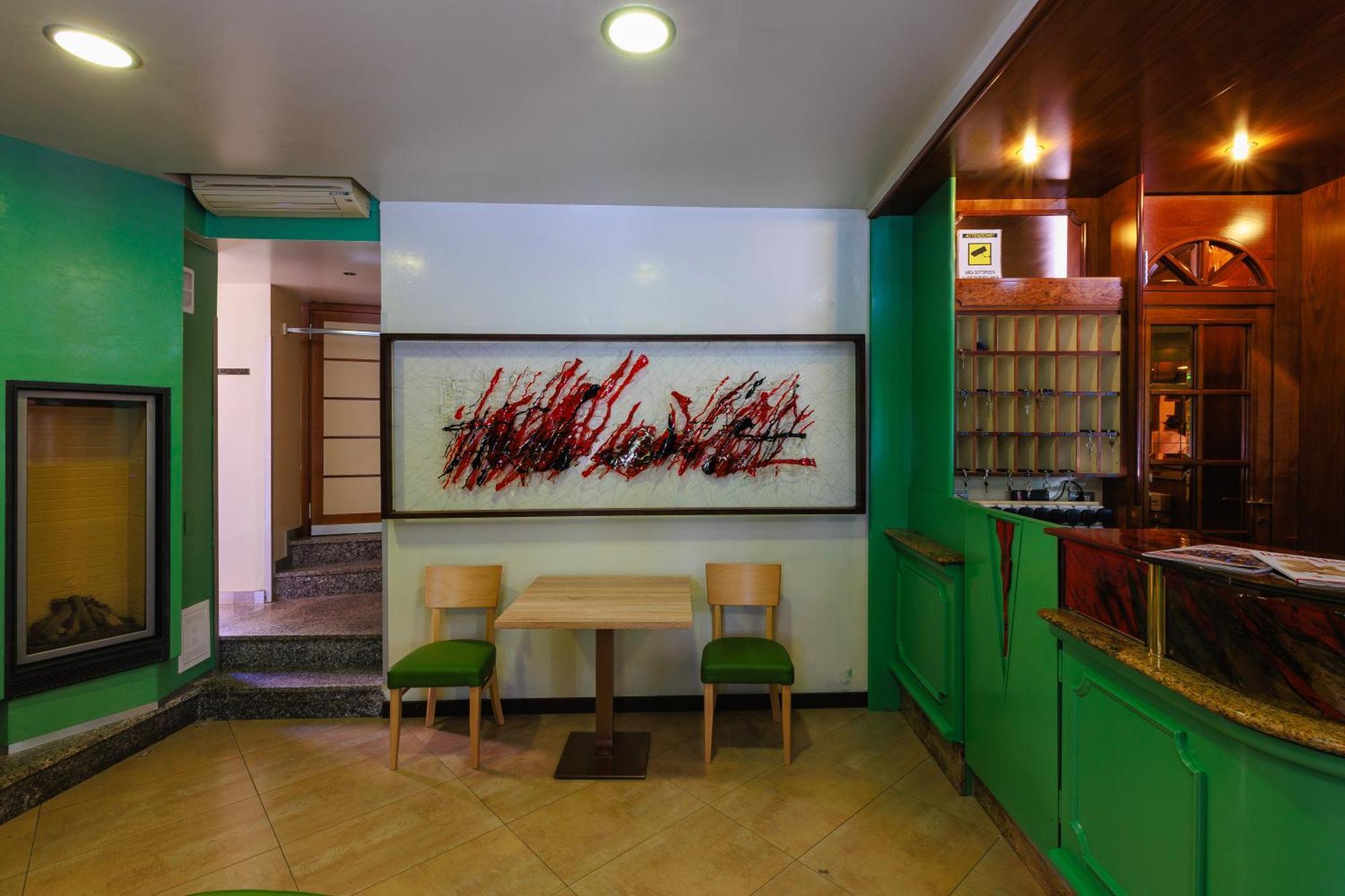 Botanique Hotel Vergani Fara Gera d'Adda ภายนอก รูปภาพ